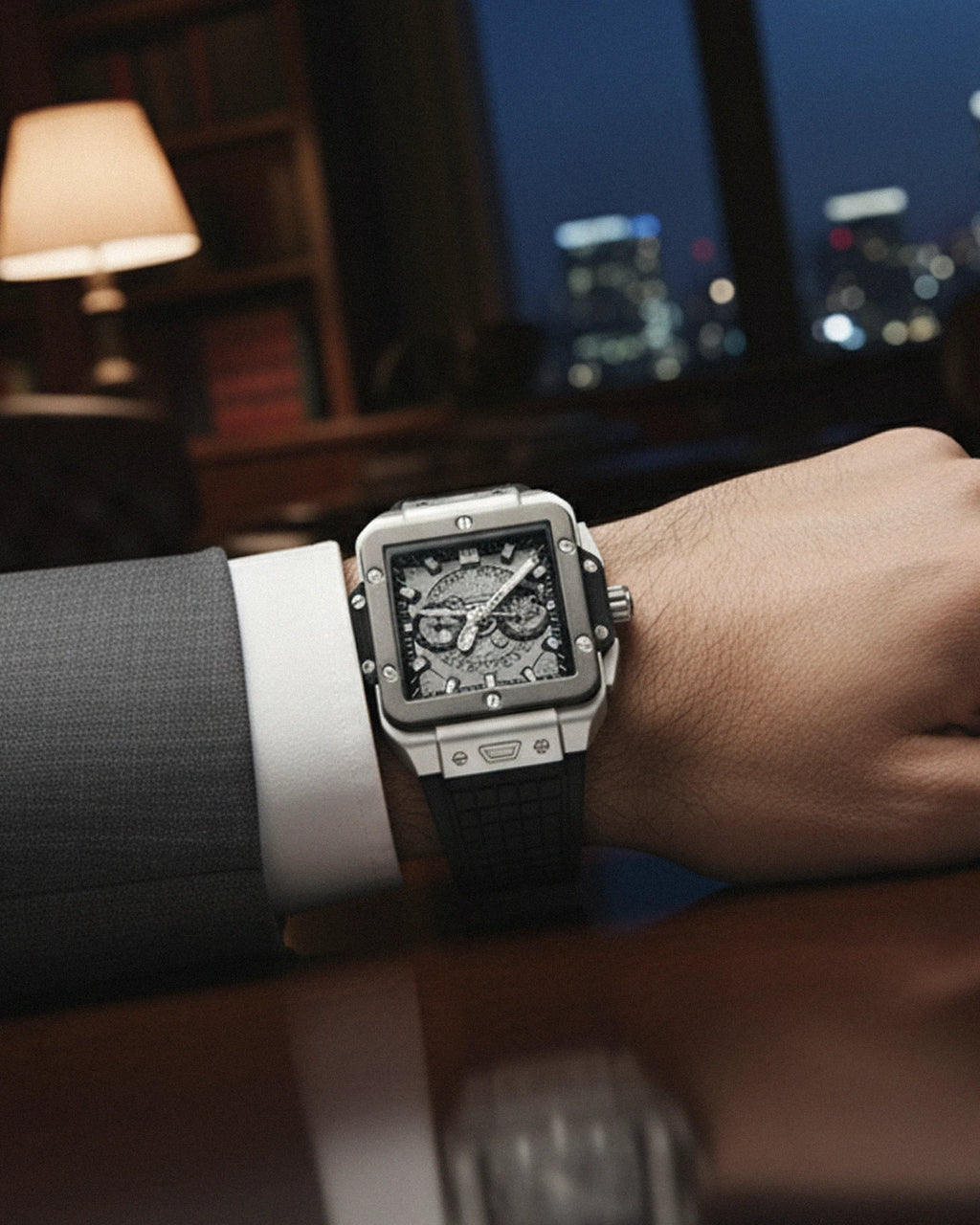 HuBlot BLACK STRAP WATCH